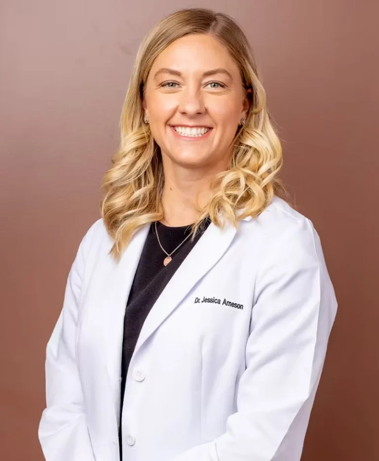 Portrait of Dr. Jessica Arneson